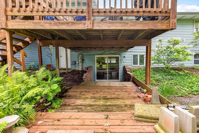 N1415 GREENWOOD ROAD, Greenville, WI 54942