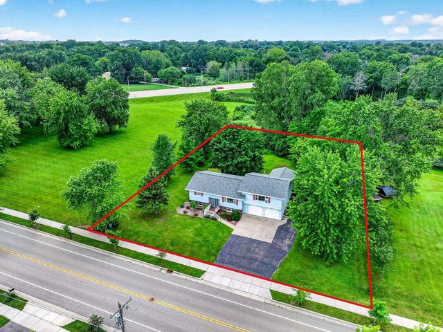 N1415 GREENWOOD ROAD, Greenville, WI 54942