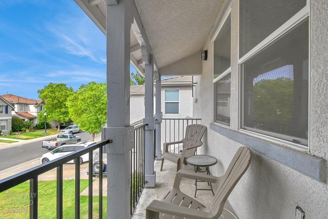 180 Barnhart Cir, Sacramento, CA 95835