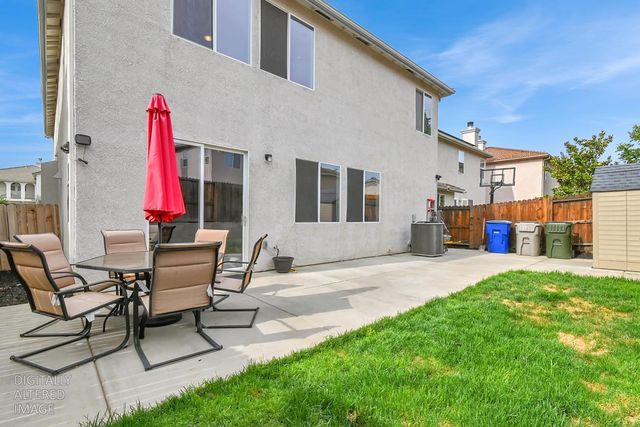 180 Barnhart Cir, Sacramento, CA 95835