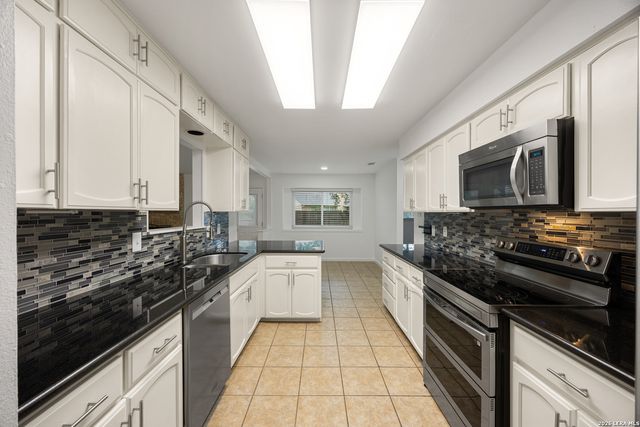 3003 Oak Sprawl, San Antonio, TX 78231