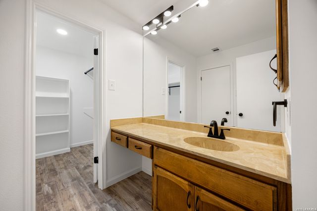 3003 Oak Sprawl, San Antonio, TX 78231