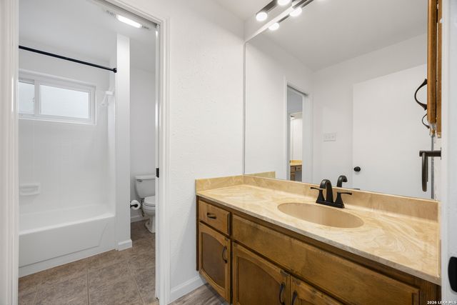 3003 Oak Sprawl, San Antonio, TX 78231