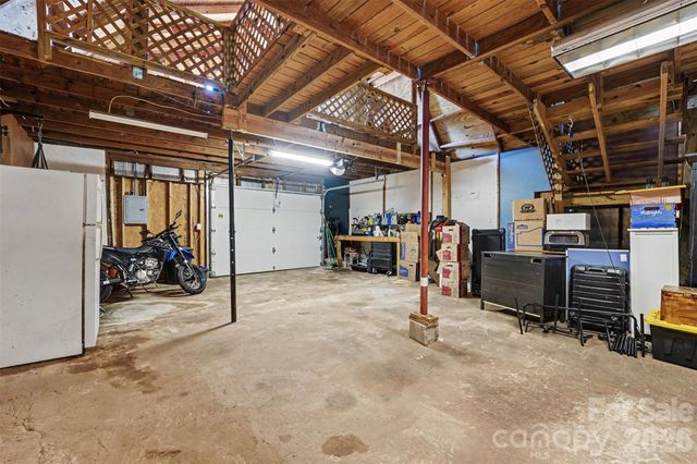 101 E Chamblee Drive, Salisbury, NC 28147