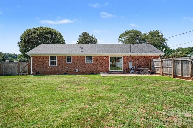 101 E Chamblee Drive, Salisbury, NC 28147