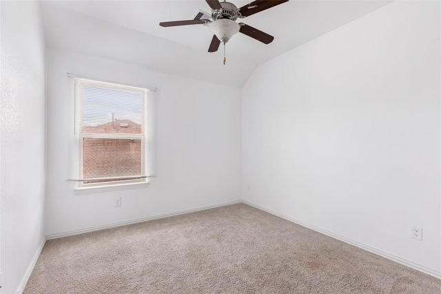 910 S Chamfer Way, Crosby, TX 77532