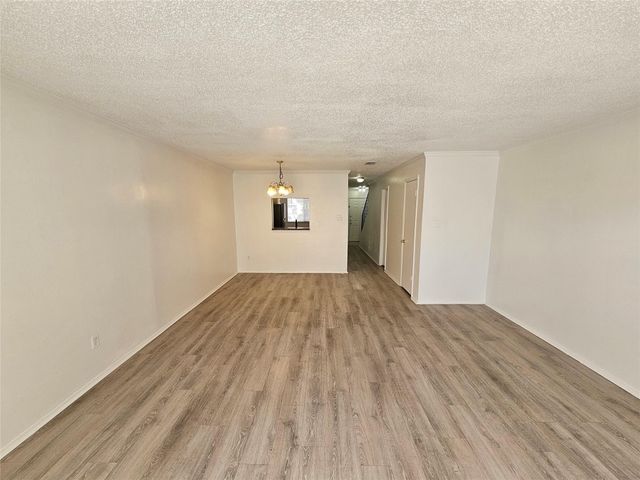 6476 Alisa Lane 615, Houston, TX 77084