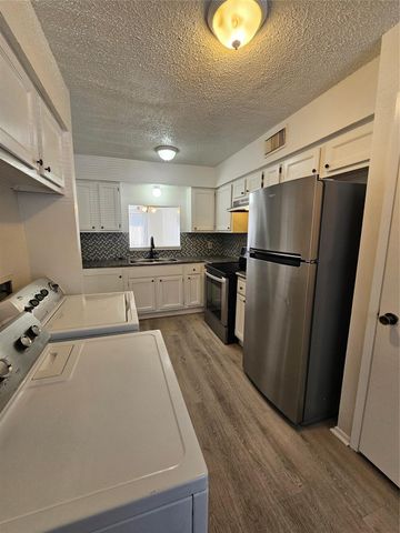 6476 Alisa Lane 615, Houston, TX 77084