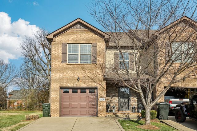 208 Saxony Way, Gallatin, TN 37066