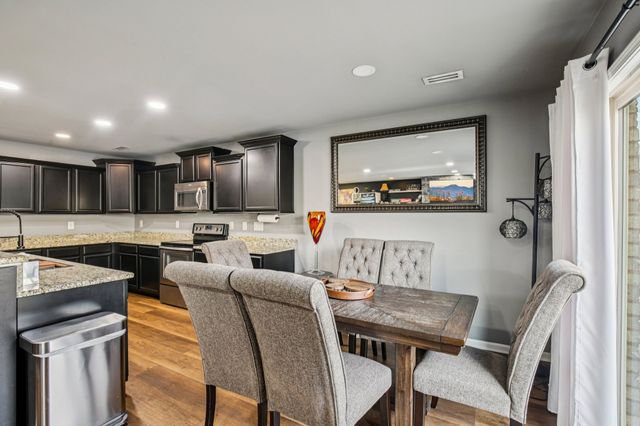 208 Saxony Way, Gallatin, TN 37066