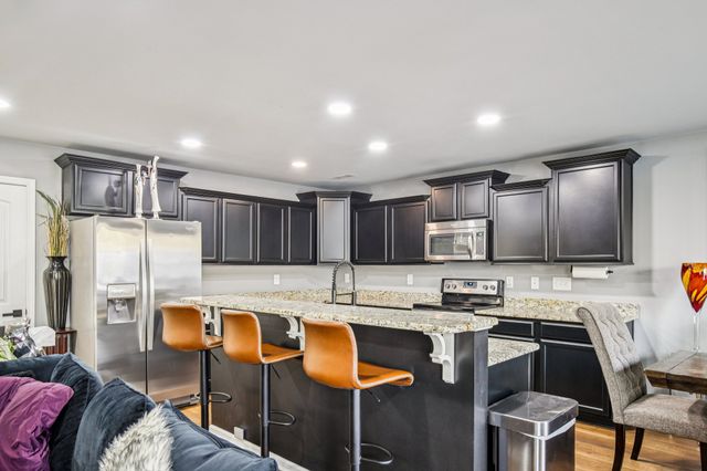 208 Saxony Way, Gallatin, TN 37066