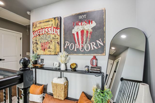 208 Saxony Way, Gallatin, TN 37066