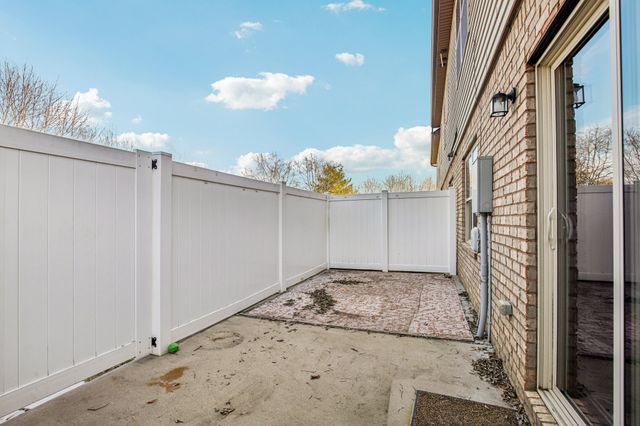 208 Saxony Way, Gallatin, TN 37066