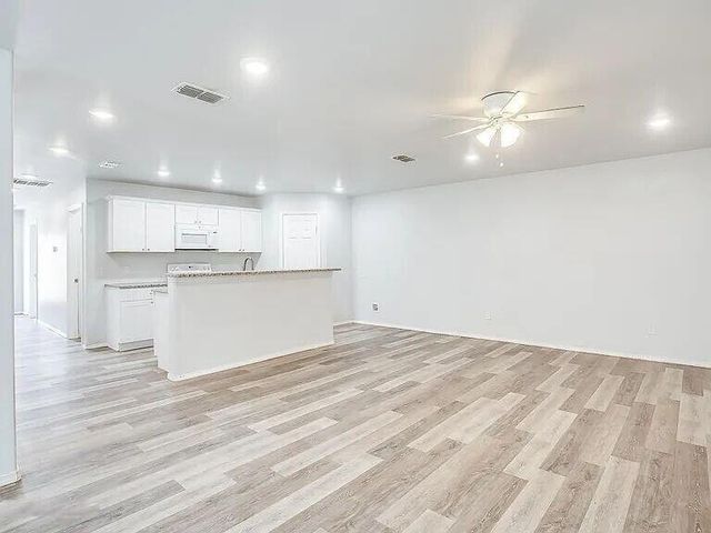 5516 Jarvis Street, B, Lubbock, TX 79416