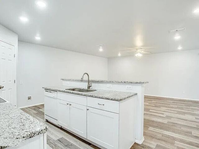 5516 Jarvis Street, B, Lubbock, TX 79416