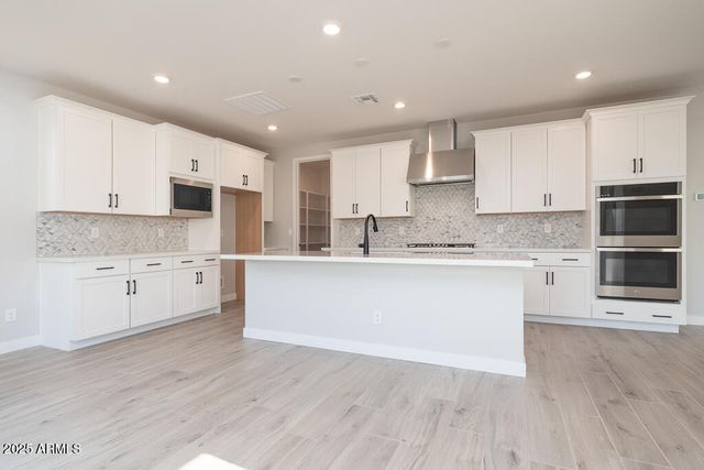 1492 E PRESCOTT Street, Gilbert, AZ 85298