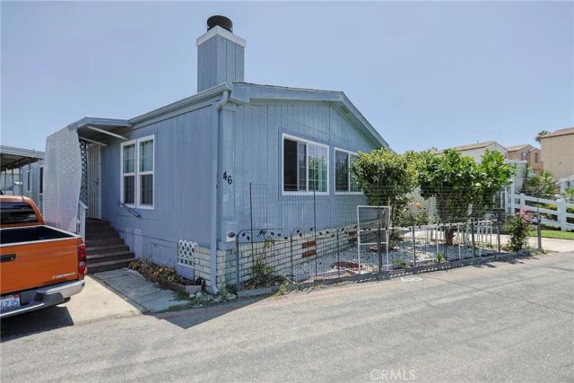 432 S Harbor 46, Santa Ana, CA 92704