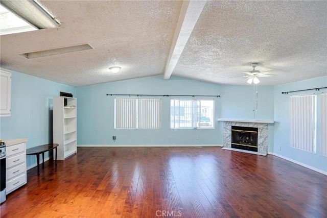 432 S Harbor 46, Santa Ana, CA 92704