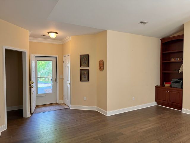 76 Fairway Oaks DR, Hardy, VA 24101