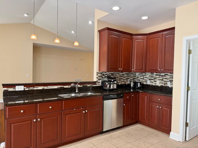 76 Fairway Oaks DR, Hardy, VA 24101