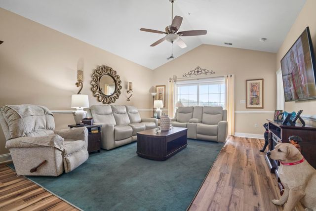 4843 Luster Leaf Cir Apt 401, Myrtle Beach, SC 29577