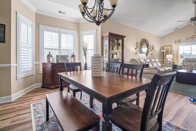 4843 Luster Leaf Cir Apt 401, Myrtle Beach, SC 29577