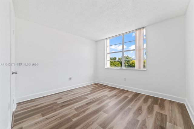 498 NW 165th St Rd D-201, Miami, FL 33169