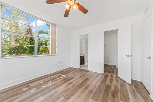 498 NW 165th St Rd D-201, Miami, FL 33169