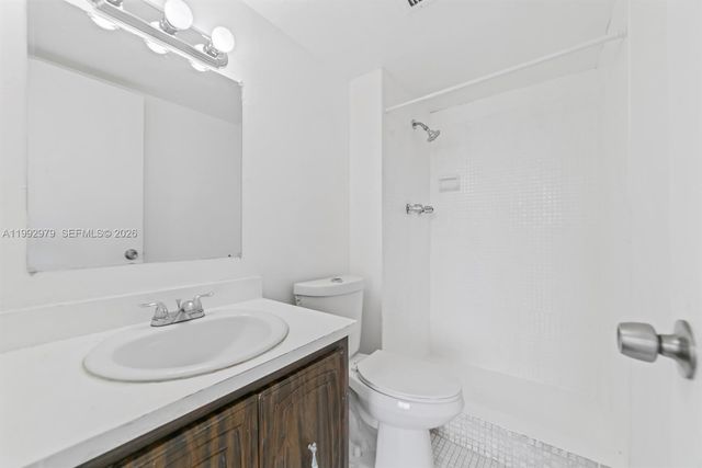 498 NW 165th St Rd D-201, Miami, FL 33169