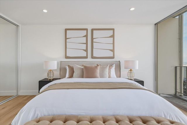 1000 North Point Street 201, San Francisco, CA 94109