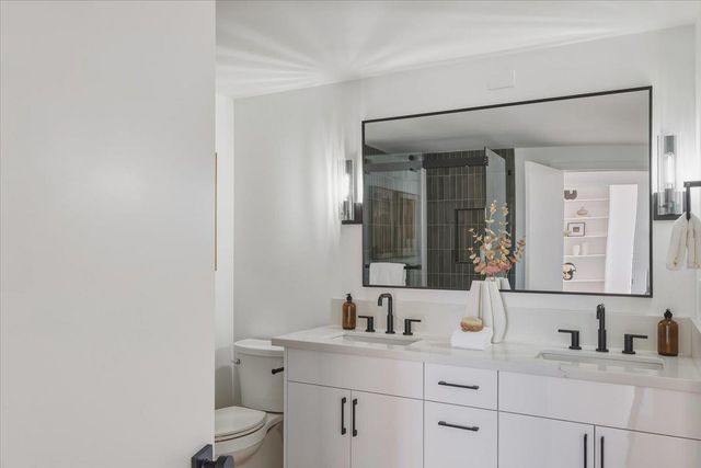 1000 North Point Street 201, San Francisco, CA 94109