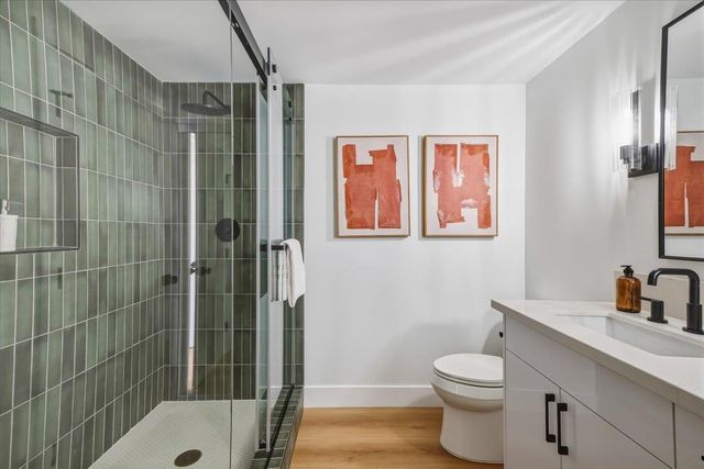 1000 North Point Street 201, San Francisco, CA 94109