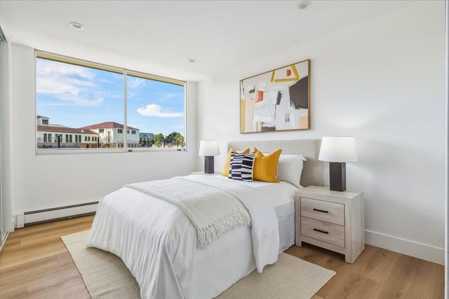 1000 North Point Street 201, San Francisco, CA 94109