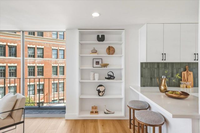1000 North Point Street 201, San Francisco, CA 94109