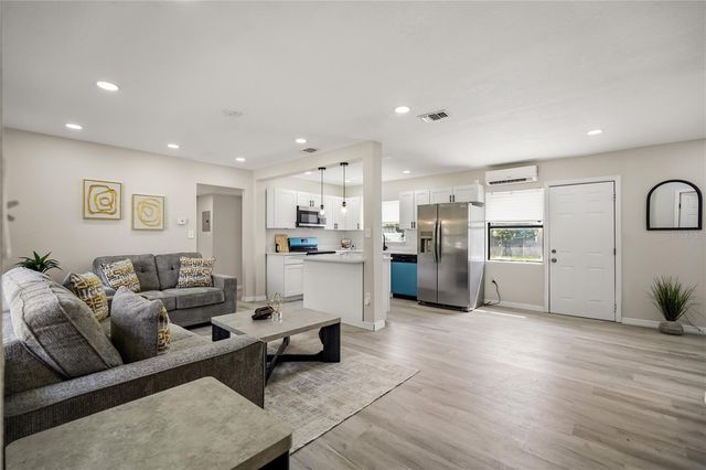 2601 HEALY DRIVE, Orlando, FL 32818