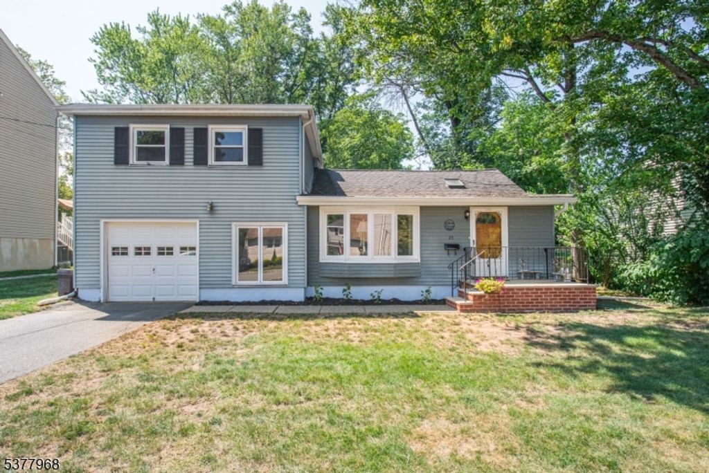25 Carlson Pl, Parsippany-troy Hills Twp., NJ 07034