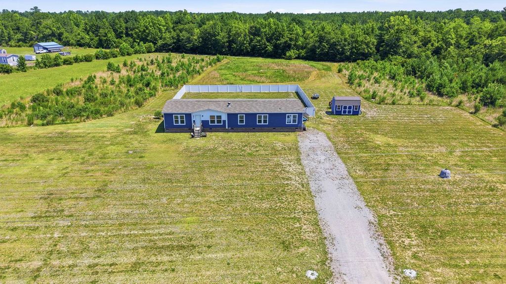 10072 Hardwick Rd., Nichols, SC 29581 — photo 5