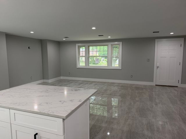701 Vfw Parkway, Boston, MA 02132
