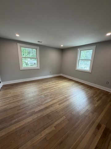 701 Vfw Parkway, Boston, MA 02132