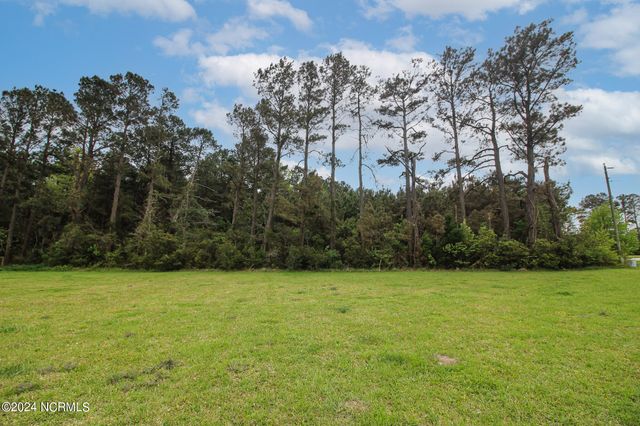 1125 Bluebill Drive, Havelock, NC 28532