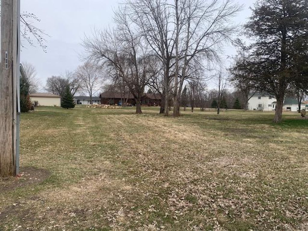 xxx Main St, Belle Plaine, MN 56011 — exterior