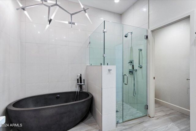 8989 N GAINEY CENTER Drive 129, Scottsdale, AZ 85258