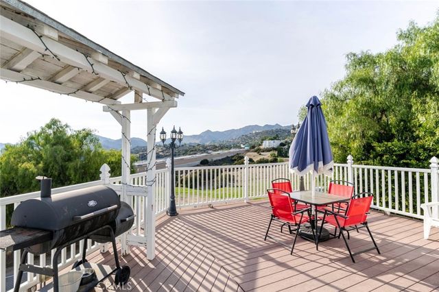 21410 Wahoo Trail, Chatsworth, CA 91311