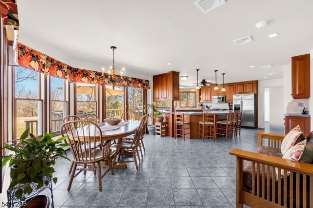 309 Pennington Harbourton Rd, Hopewell Twp., NJ 08534