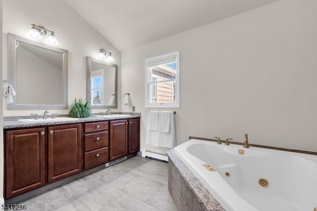 309 Pennington Harbourton Rd, Hopewell Twp., NJ 08534