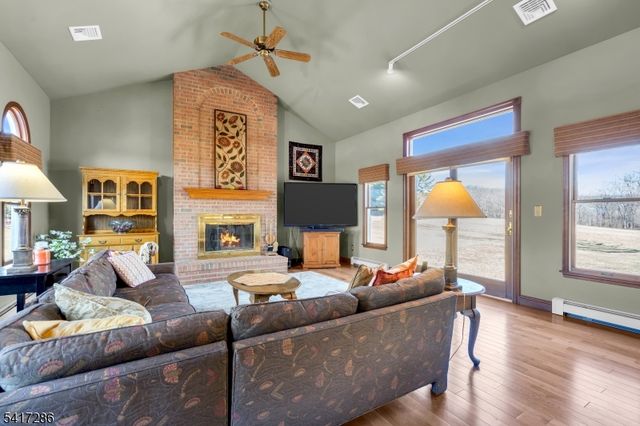 309 Pennington Harbourton Rd, Hopewell Twp., NJ 08534