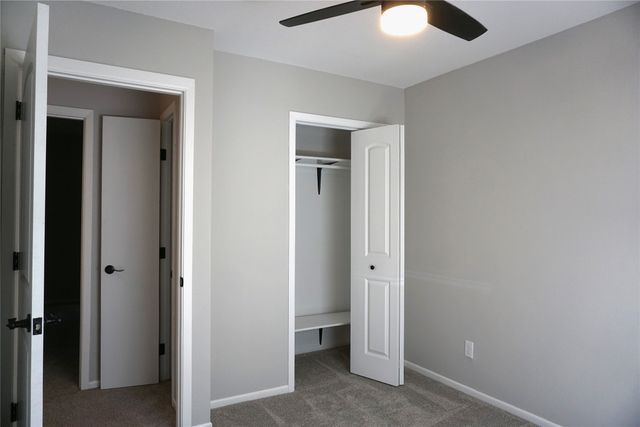 710 N 3rd Avenue, Winterset, IA 50273