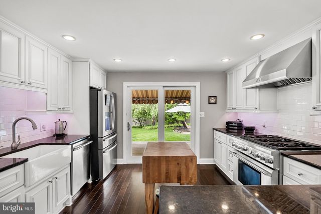 213 TIMOTHY CT, Cherry Hill, NJ 08034