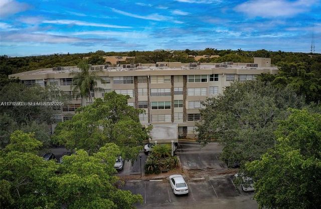 6700 Cypress Road 512, Plantation, FL 33317