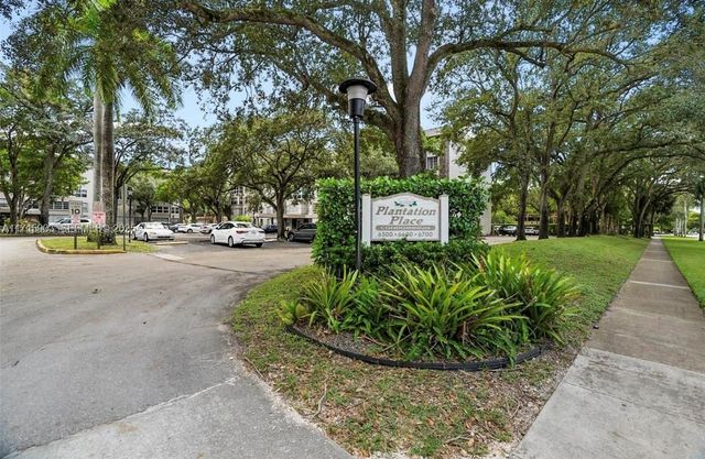 6700 Cypress Road 512, Plantation, FL 33317